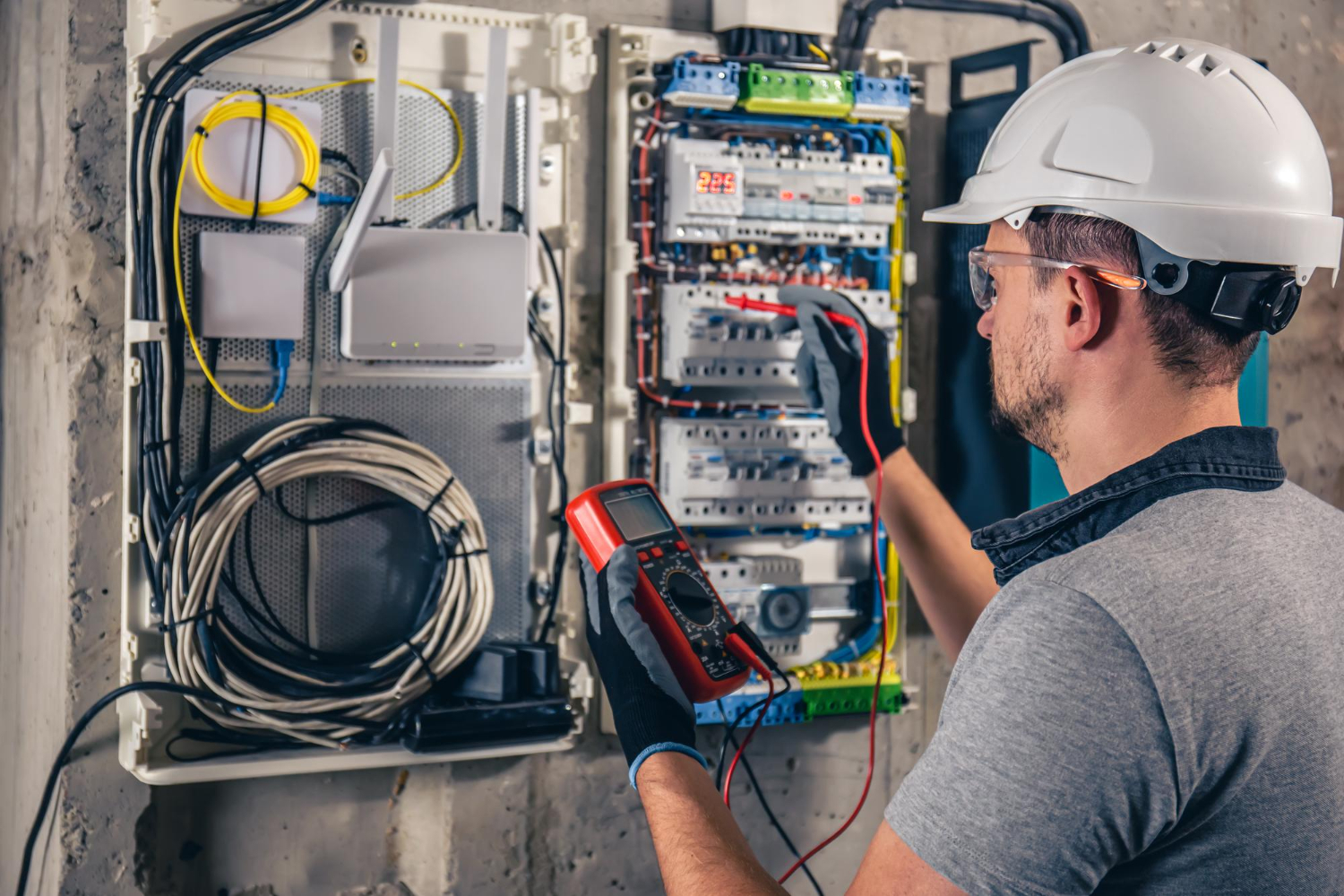 2L'RENOVATION -Électricien à Wissous